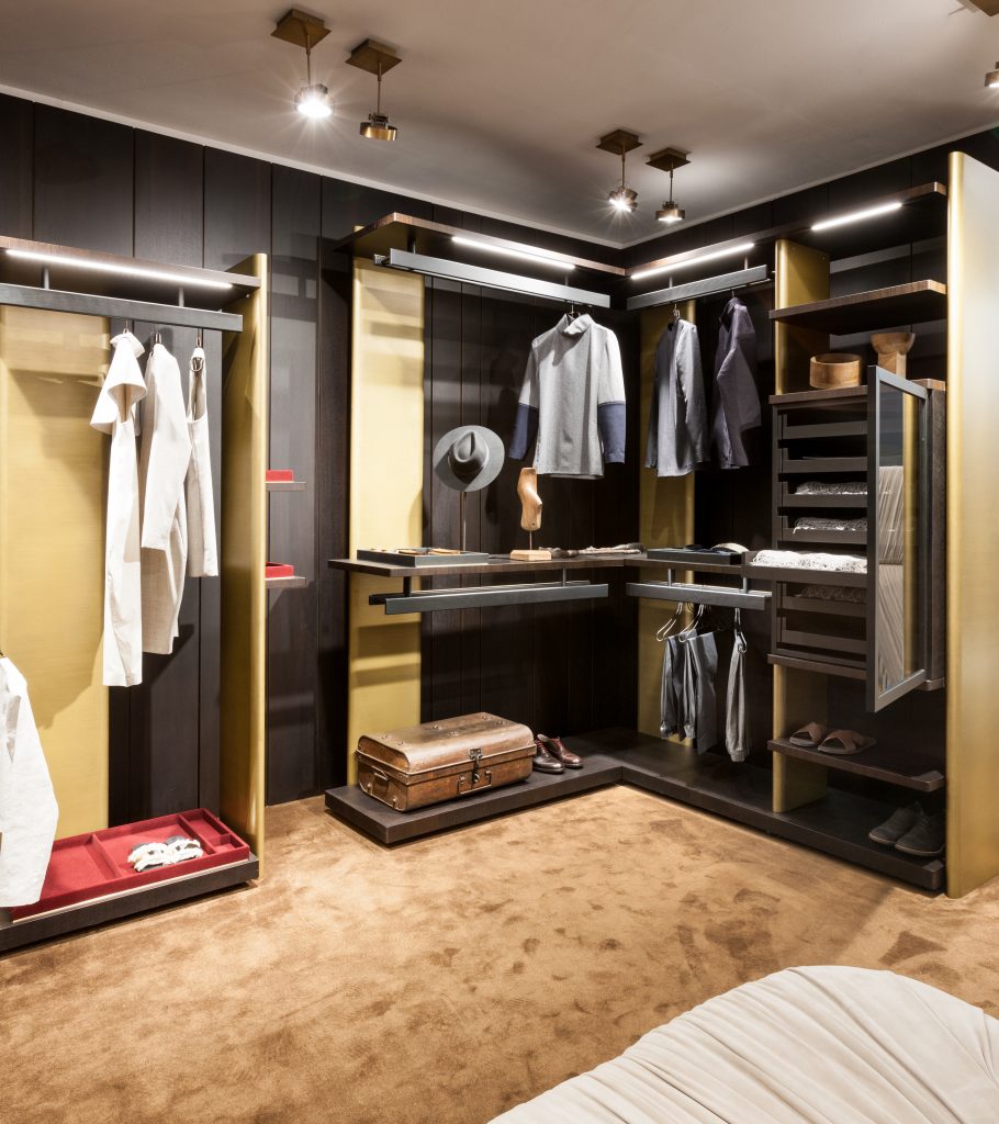 Luxury Walk In Closets