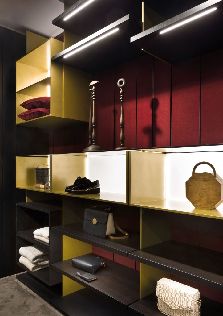 Luxury Walk In Closets