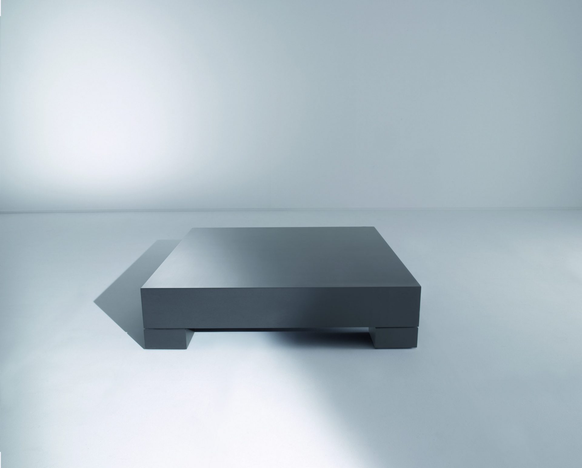 Defining Elegance: Modern Luxury Coffee Tables